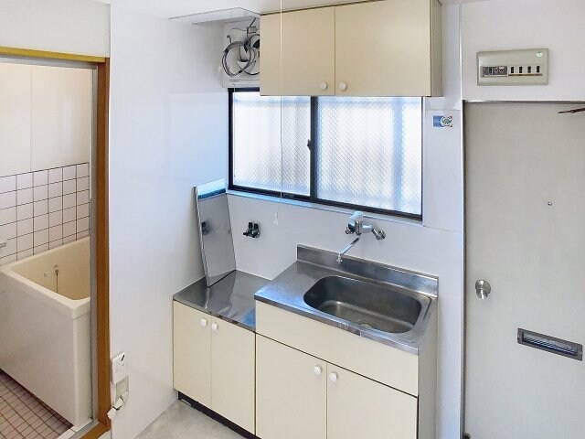 物件内観写真3　(2025年8月撮影※現況を優先します。)