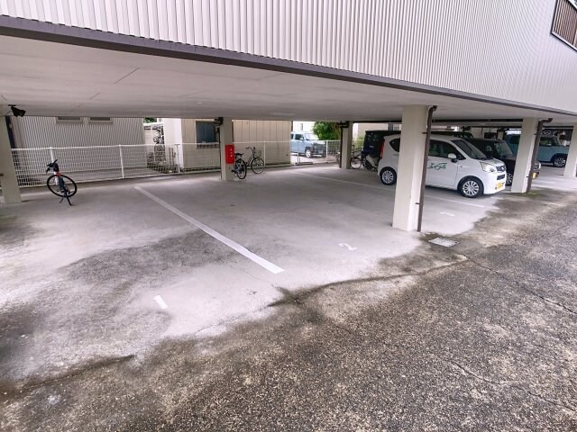 物件外観写真2　(現況が相違する場合は現況を優先致します。2025年9月撮影。)