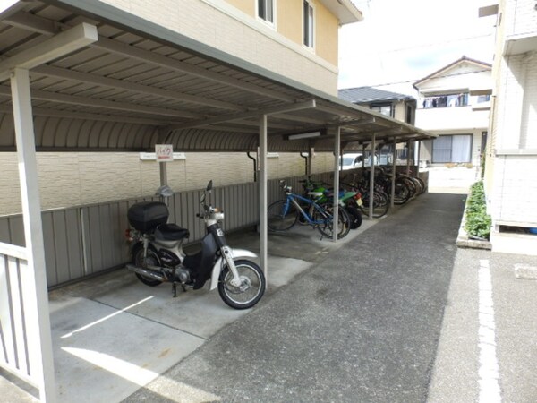 建物設備(駐輪場)