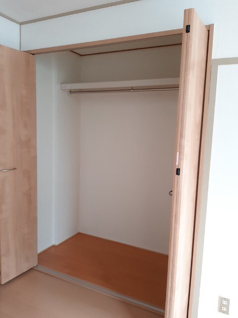 物件内観写真9　(写真と現況が異なる場合は現況を優先致します。)