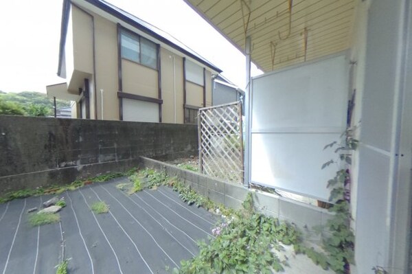 庭(2021年4月撮影)