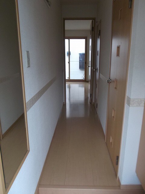 物件内観写真14　(現況を優先します。)