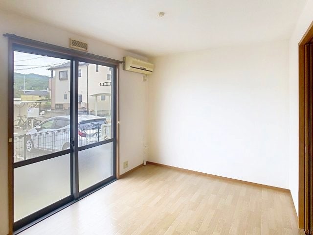 物件内観写真2　(2025年6月撮影)