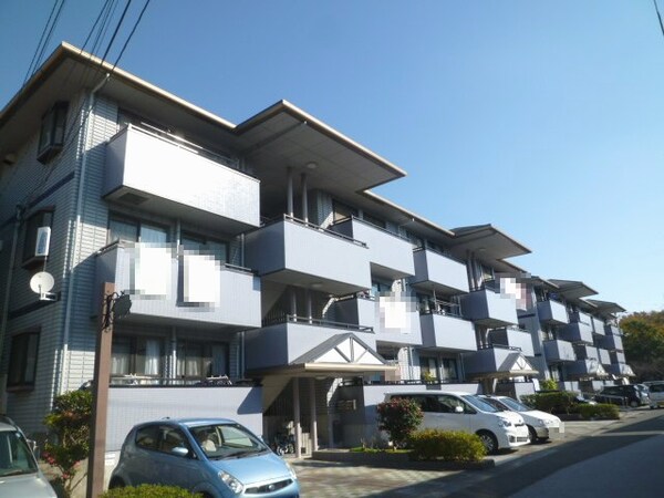 外観(2011年12月撮影)