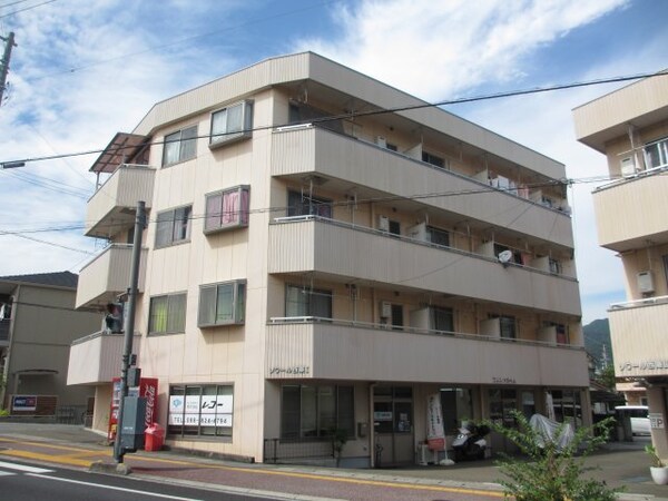 外観(現況が相違する場合は現況を優先致します。)