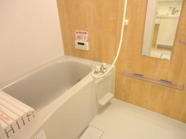 物件内観写真6　(浴室)