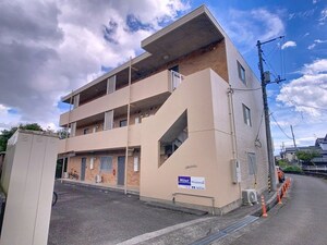 スカーレット外観写真