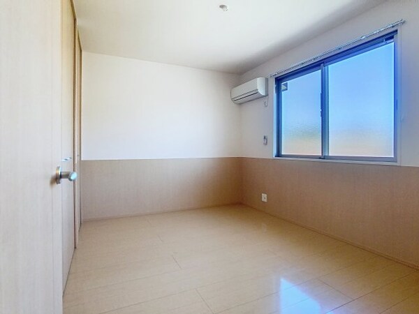 洋室(2025年10月撮影)