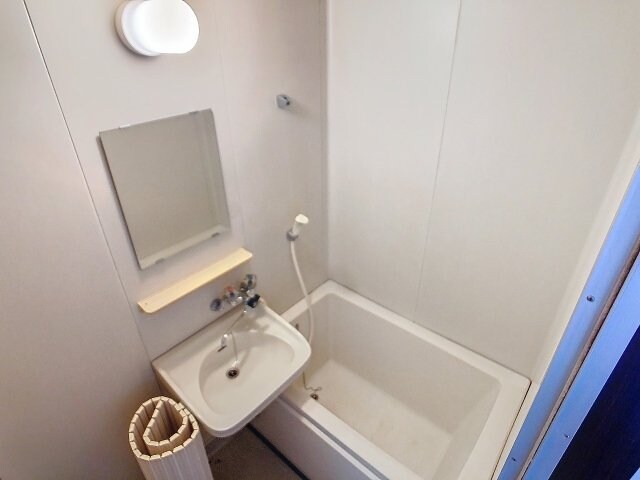 物件内観写真5　(現況を優先します。（撮影時期：2024年7月）)