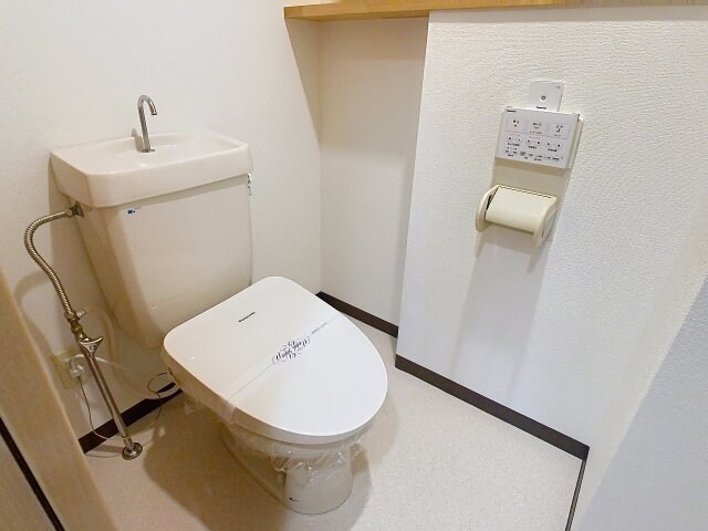 物件内観写真5　(2025年10月撮影※現況を優先します。)