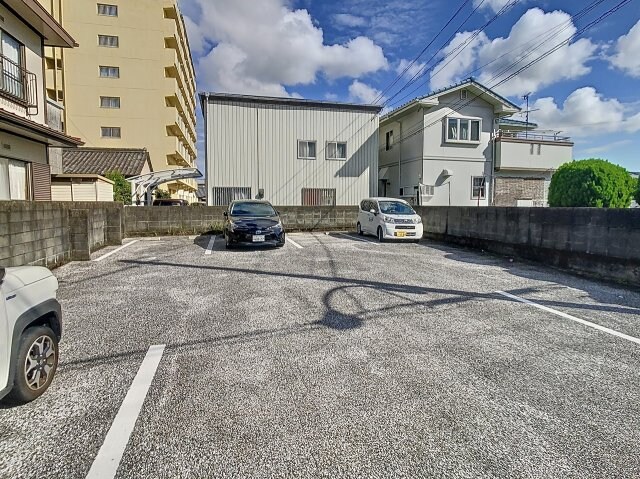 物件外観写真2　(2024年10月撮影)