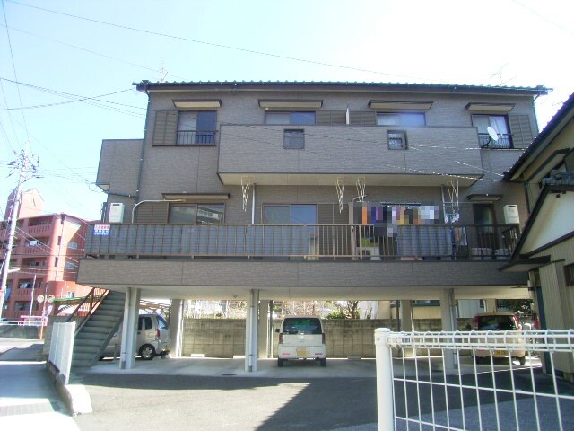 物件外観写真1　(2008年2月撮影)