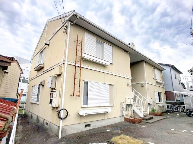 物件外観写真1　(2025年11月撮影)