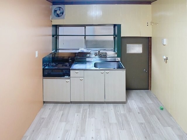 物件内観写真2　(2025年10月撮影※現況を優先します。)