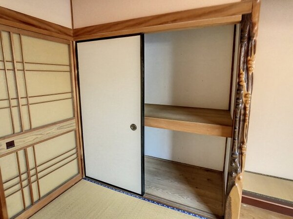 収納(2022年10月撮影※現況を優先いたします。)