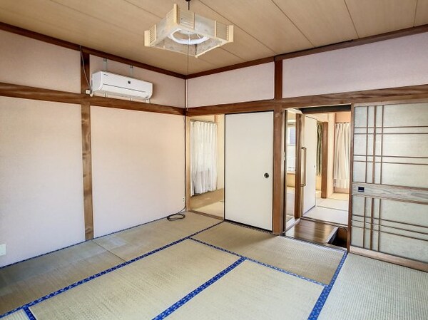 和室(2022年10月撮影※現況を優先いたします。)