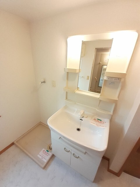 物件内観写真7　(洗面所)