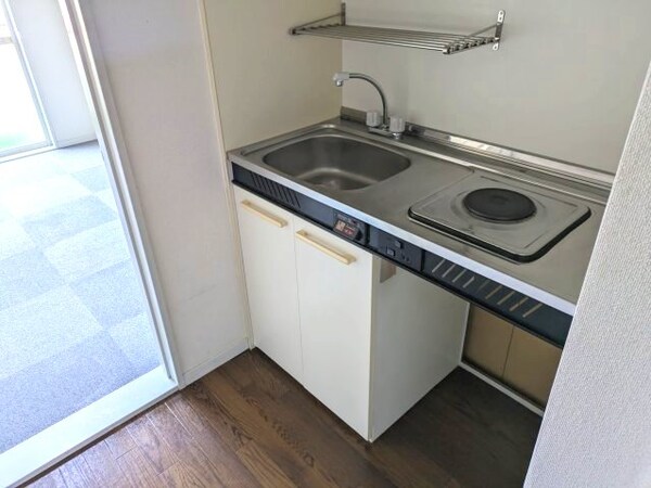 キッチン(2024年6月撮影※現況を優先致します。)