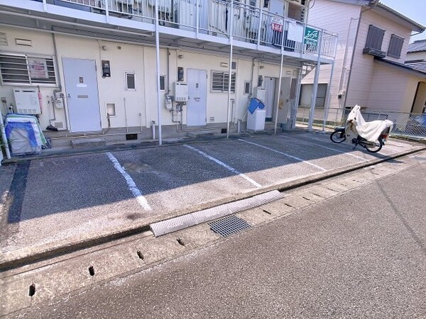 駐車場(2025年8月撮影※現況を優先します。)