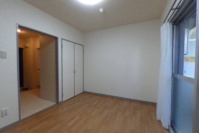 物件内観写真2　(現況が相違する場合は現況を優先致します。)