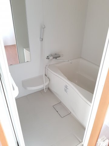 物件内観写真4　(2021年4月撮影)