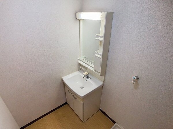 洗面・脱衣所(2025年4月撮影※現況を優先致します。)