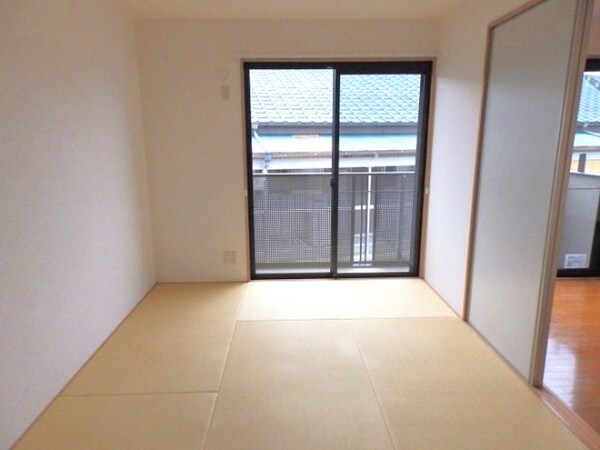 内装他(バルコニー)