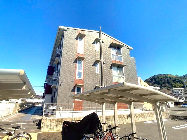 物件外観写真1　(2025年2月撮影)