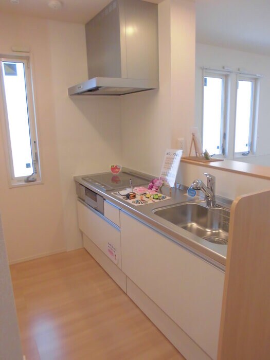 物件内観写真3　(キッチン)