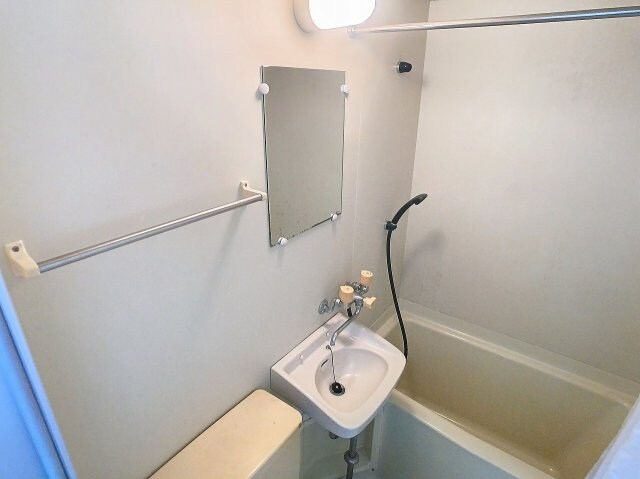 物件内観写真6　(現況を優先します。（撮影時期：2024年7月）)