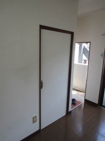 物件内観写真10　(写真と現況が相違する場合は現況を優先致します。ｘｘ)