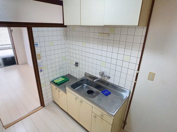 キッチン(2024年7月撮影※現況を優先致します。)
