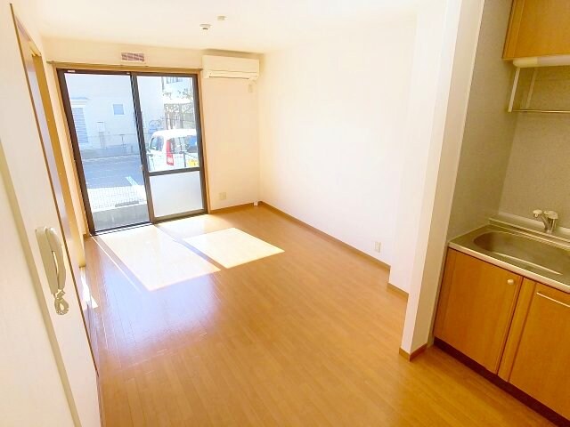 物件内観写真2　(2025年10月撮影)