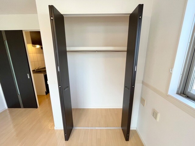 物件内観写真10　(収納)