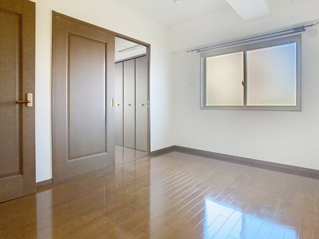 物件内観写真16　(2025年11月撮影※現況を優先します)