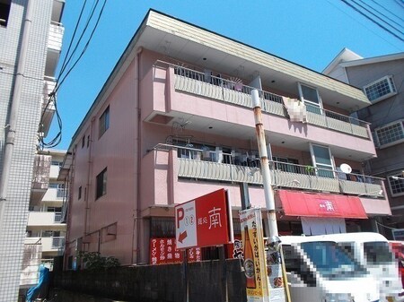 山崎マンション (鴨部)外観写真