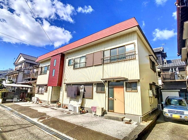 物件外観写真1　(2025年2月撮影)