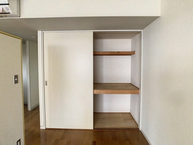 物件内観写真8　(2022年8月撮影)