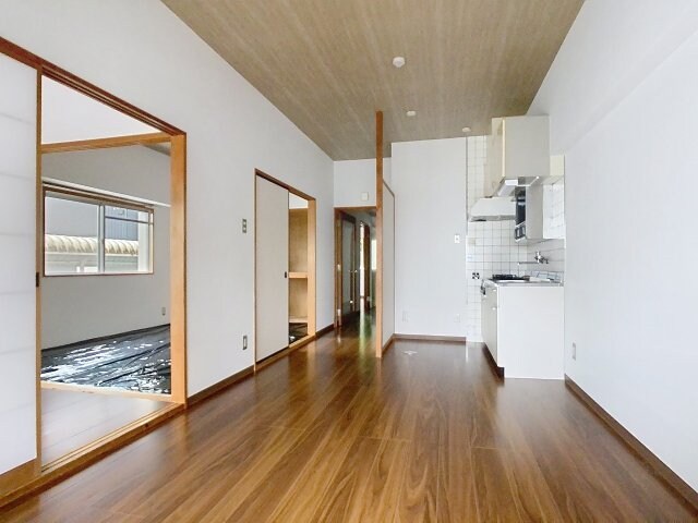 物件内観写真2　(2025年10月撮影)