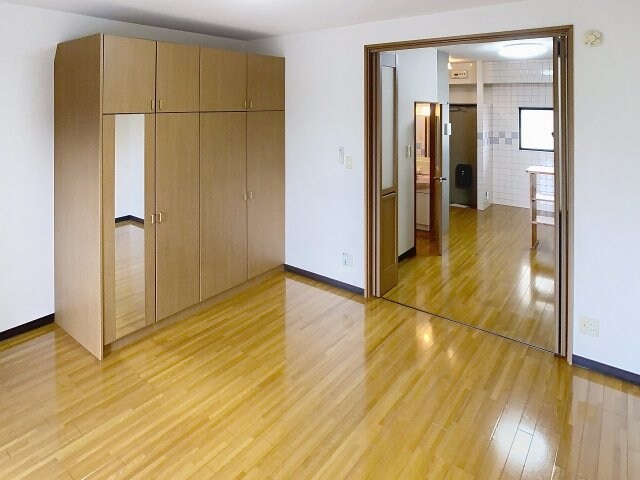 物件内観写真8　(2025年10月撮影)