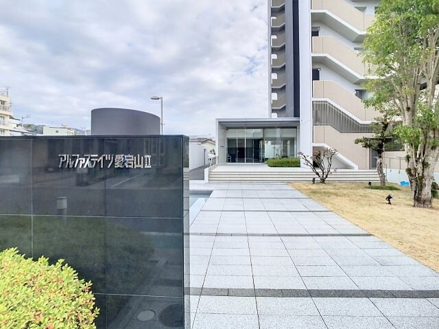 物件外観写真2　(R6年1月撮影)