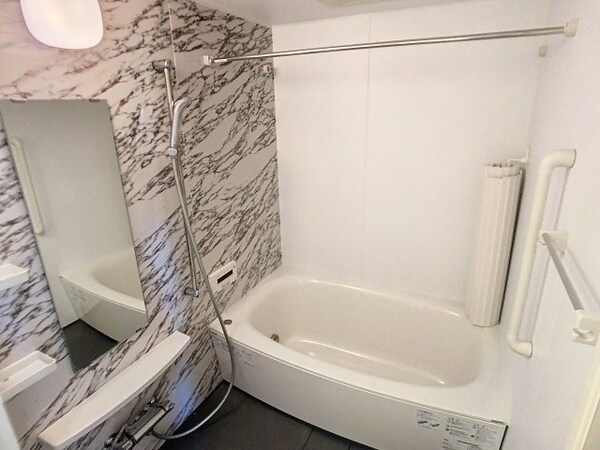 浴室(現況が相違する場合は現況を優先致します。（R6年1月撮影）)