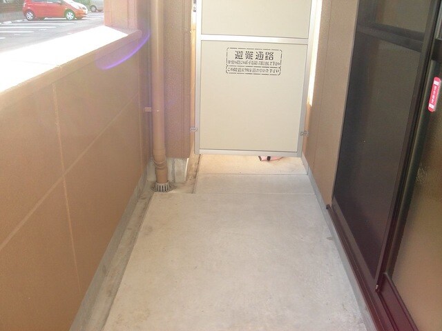 物件内観写真16　(ベランダ)