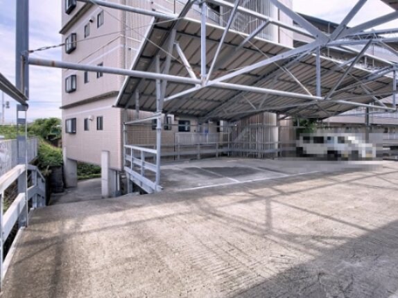 物件外観写真2　(2025年10月撮影※現況を優先します。)