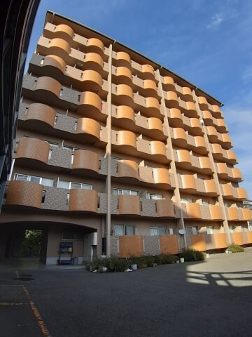 物件外観写真1　(現況と異なる部分は現況を優先いたします。)