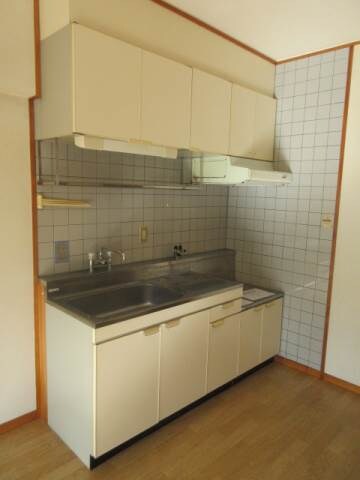 物件内観写真3　(2015年12月撮影)