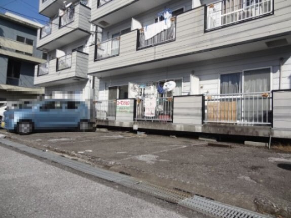 物件外観写真2　(現況が相違する場合は現況を優先致します。)