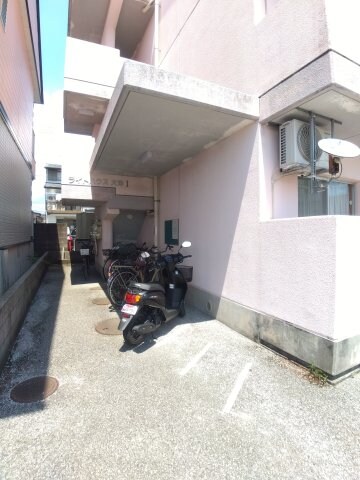 物件外観写真2　(2024年8月撮影)