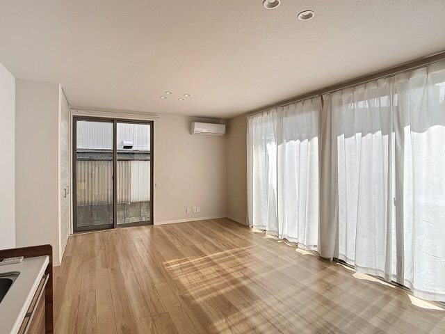 物件内観写真3　(2025年11月撮影※現況を優先します。)