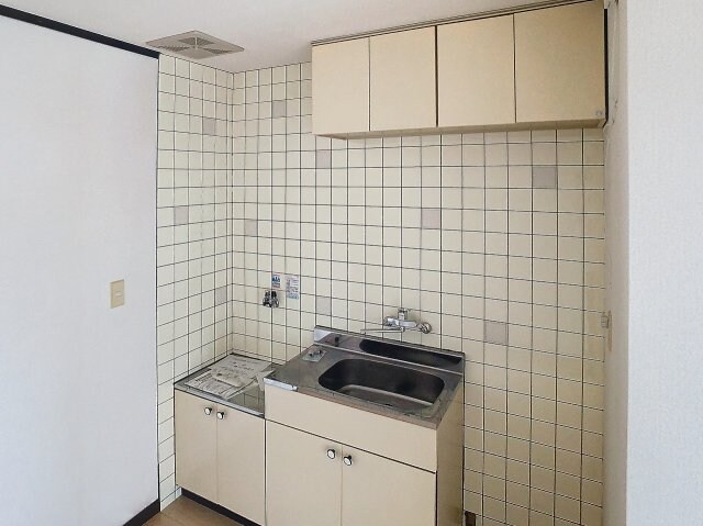 物件内観写真4　(現況を優先します。（撮影時期：2024年7月）)